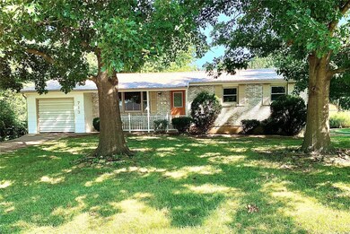 713 Aldergate St, Farmington, MO 63640 - photo 2