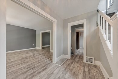 120 Milton St, Aliquippa, PA 15001 - photo 5