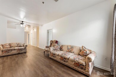 128 Remsen Ave unit A, New Brunswick, NJ 08901 - photo 6