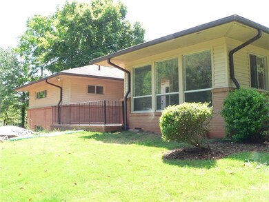 Side view, featuring the terrace