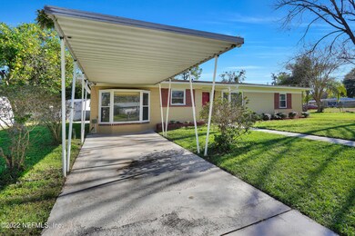 6219 Pennant Dr W, Jacksonville, FL 32244 - photo 2