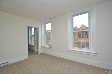 661 Main St unit 3, Slatington, PA 18080 - photo 4