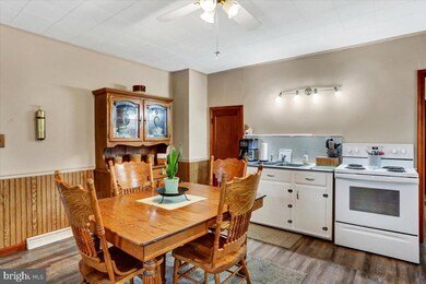 967 Coldspring Rd, Fayetteville, PA 17222 - photo 4