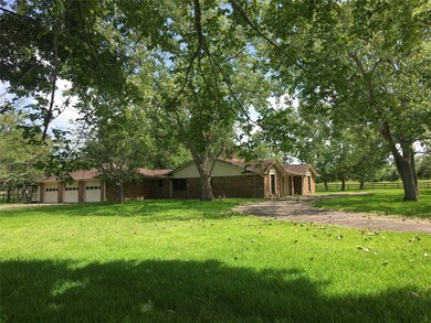 4577 County Road 305a, Alvin, TX 77511 - photo 3