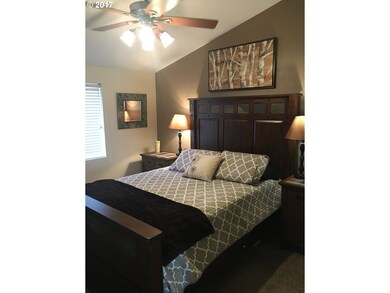 Bedroom, Primary