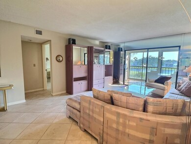 14476 Amberly Ln unit 203, Delray Beach, FL 33446 - photo 4