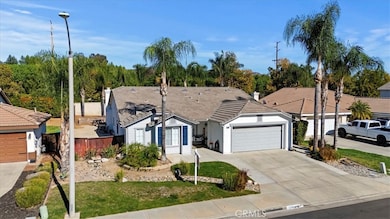 21834 Heliotrope Ln, Wildomar, CA 92595 - photo 4