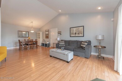 177 Central Blvd unit 5, Mount Washington, KY 40047 - photo 2