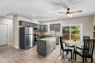 Buyers to the newest pocket community choose the center island stone to their brand new kitchen.