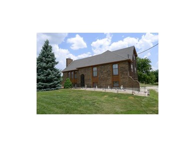 19855 S Lone Elm Rd, Spring Hill, KS 66083 - photo 2