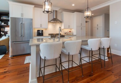 155 Wingo Way-9