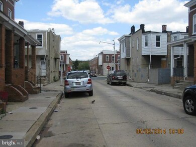 717 N Curley St, Baltimore, MD 21205 - photo 3