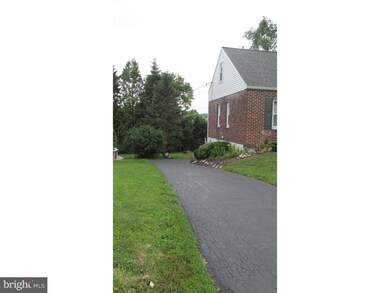 1130 Meade St, Reading, PA 19611 - photo 3