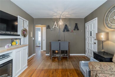 2400 48th St, Des Moines, IA 50310 - photo 5