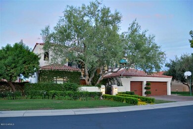 Beautifully Landscaped Front Yard