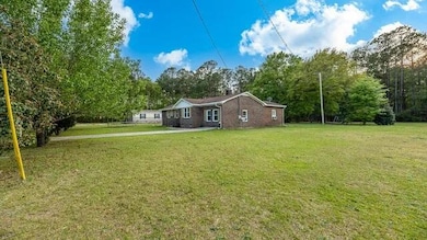 324 W End Dr, Moncks Corner, SC 29461 - photo 5