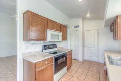 Kitchen (1)-SMALL