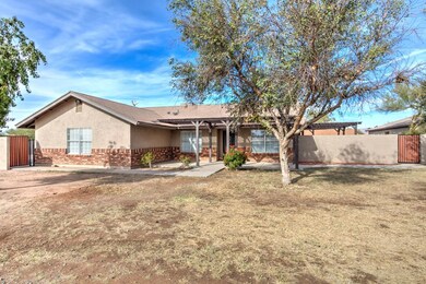 11002 E Grove St-6