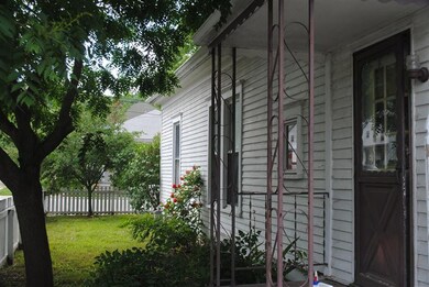 327 Steele St, Frankfort, KY 40601 - photo 2