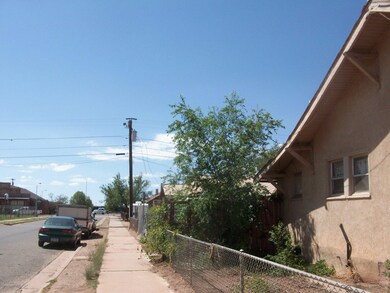 601 W 3rd St, Winslow, AZ 86047 - photo 4