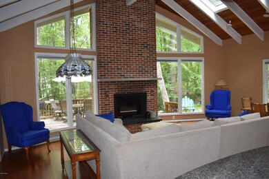 804 Whipple Tree Ct W, Hawley, PA 18428 - photo 5