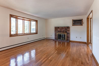 101 Harris Rd, Nashua, NH 03062 - photo 3