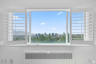 University Heights unit 605, Salt Lake City, UT 84102 - photo 4