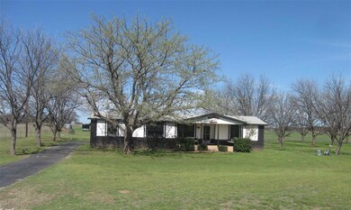 1941 Taylor Rd, Weatherford, TX 76087 - photo 2