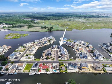 1105 Tahiti Dr, Forked River, NJ 08731 - photo 4