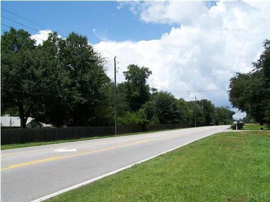 Looking North on Woodbine Rd.