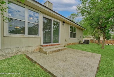 10362 Centerwood Ct, Jacksonville, FL 32218 - photo 3