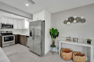 337 SW 8th Ave, Delray Beach, FL 33444 - photo 6