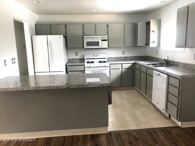 022-100287 Kitchen