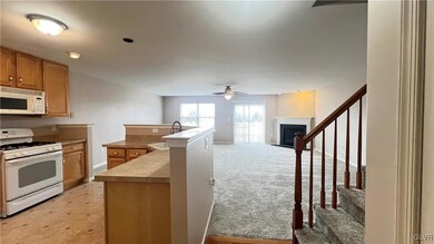 6885 Hunt Dr, Macungie, PA 18062 - photo 6