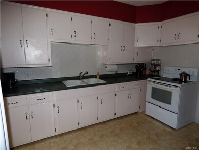 119 Lincoln Ave, North Tonawanda, NY 14120 - photo 5