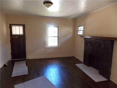 Living Room. The floors were recently refinished i