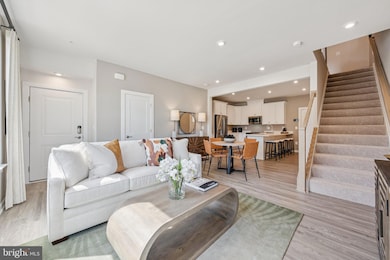 17714 Williams Ct, Dumfries, VA 22026 - photo 4