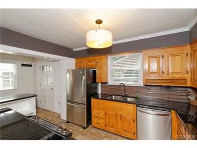 Tile Floors, Granite counters, Tile backsplash, St