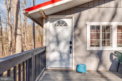 108 Crowfoot Ln, Gerrardstown, WV 25420 - photo 5