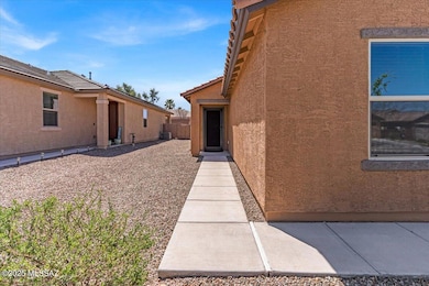 8766 E Stone Meadow Cir, Tucson, AZ 85730 - photo 2
