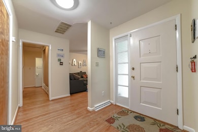 23175 Oak Tree Ct, California, MD 20619 - photo 4