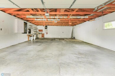 1721 14 1 2 St S, Fargo, ND 58103 - photo 4