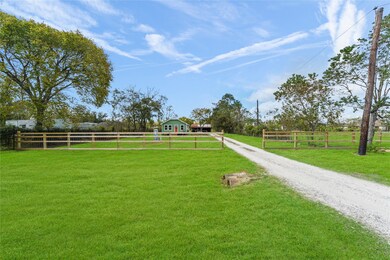 18726 County Road 175, Pearland, TX 77584 - photo 2