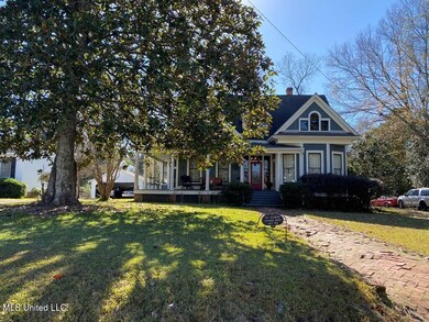 209 Downing St, Hazlehurst, MS 39083 - photo 3