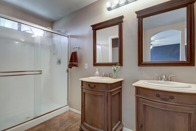4181 E Sundance Ave-24