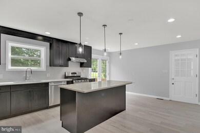 12940 Oxon Rd, Herndon, VA 20171 - photo 6