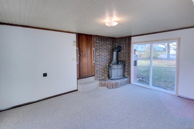 531 Center St, Slatington, PA 18080 - photo 7