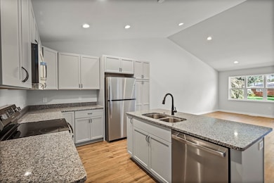 400 Orchid Ave, Stoughton, WI 53589 - photo 6