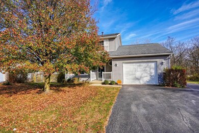 724 Cherryhurst Dr, Columbus, OH 43228 - photo 2