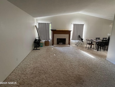 209 S Sage St, Lompoc, CA 93436 - photo 4